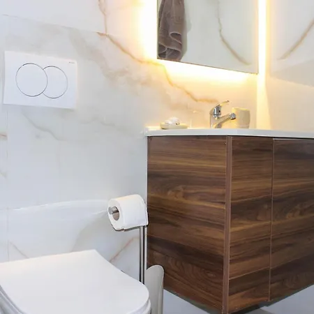 Апартаменты Sunwave Hideaway D25 Голем
