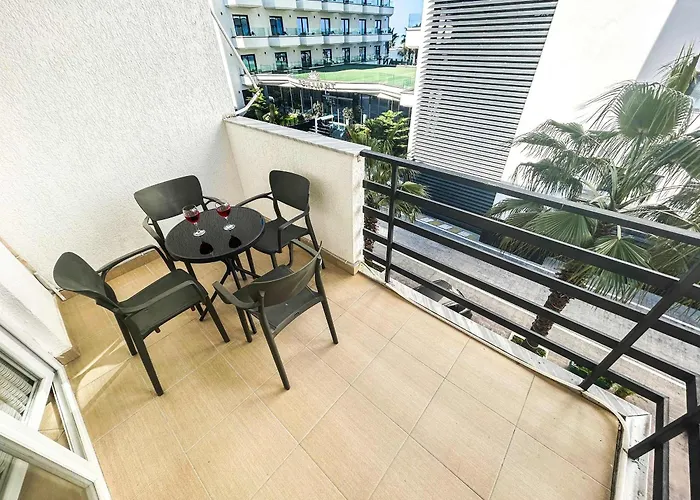 Sunwave Hideaway D25 アパート