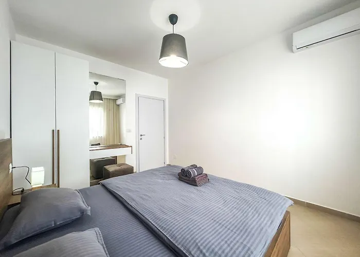 Sunwave Hideaway D25 アパート ゴーレム