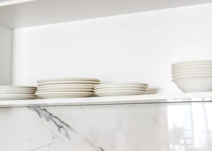 Sunwave Hideaway D25 アパート