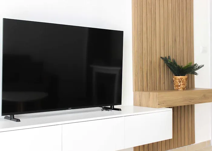 Sunwave Hideaway D25 Golem (Tirana)